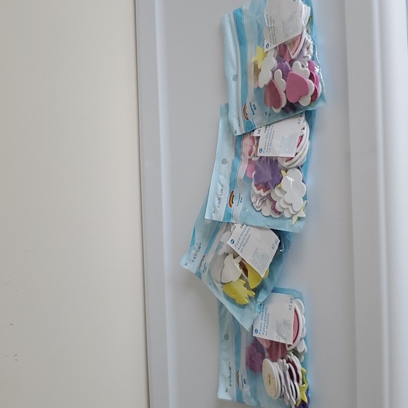 ASSORTED FOAM STICKERS - Picture 2 of 7